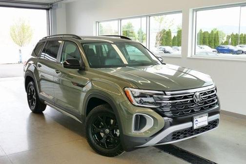 2025 Volkswagen Atlas 2.0T Peak Edition
