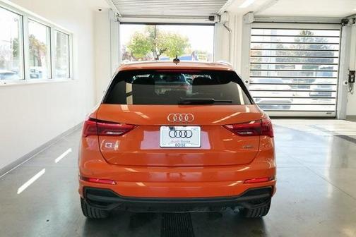 2024 Audi Q3 45 S line Premium