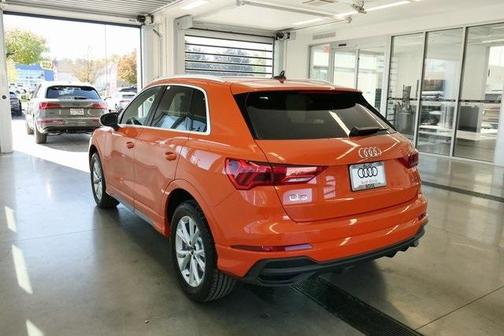 2024 Audi Q3 45 S line Premium