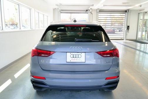 2024 Audi Q3 45 S line Premium
