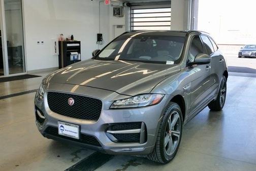 2019 Jaguar F-PACE 30t R-Sport