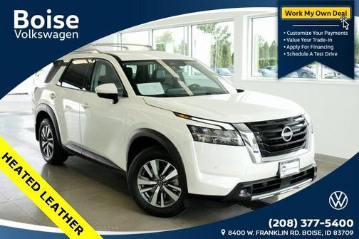 2024 Nissan Pathfinder SL