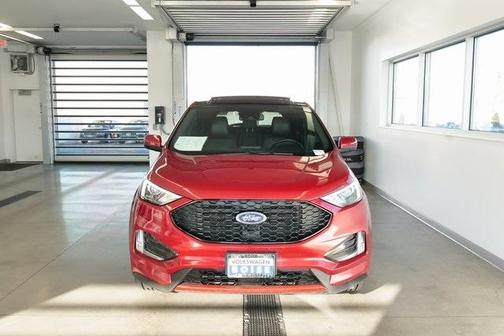 2022 Ford Edge ST Line