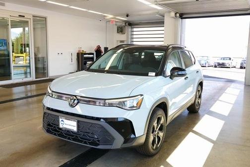 2025 Volkswagen Taos 1.5T SE Black