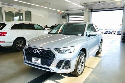 2022 Audi Q5 45 S line quattro Premium