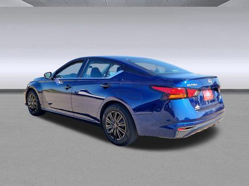 2024 Nissan Altima S FWD