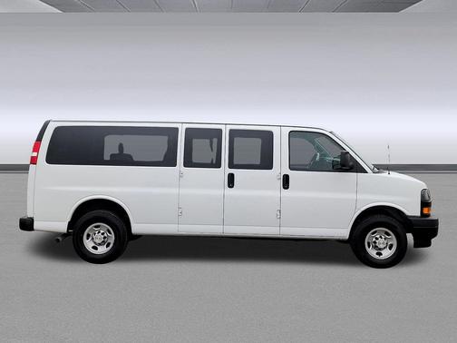 2023 Chevrolet Express 3500 RWD 3500 Extended Wheelbase LS