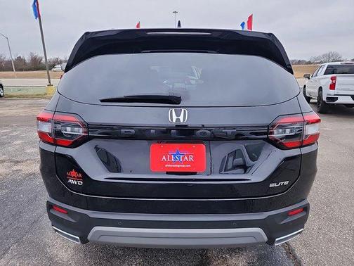 2025 Honda Pilot Elite