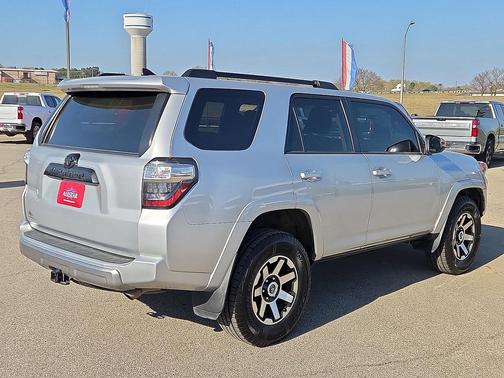 Classic Silver Metallic 2020 Toyota 4Runner