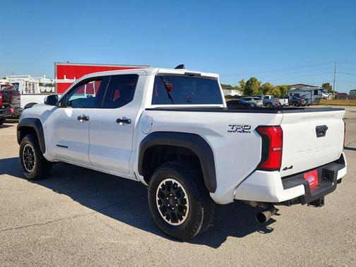 2025 Toyota Tacoma SR