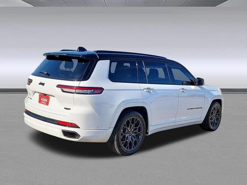 2023 Jeep Grand Cherokee L Summit Reserve