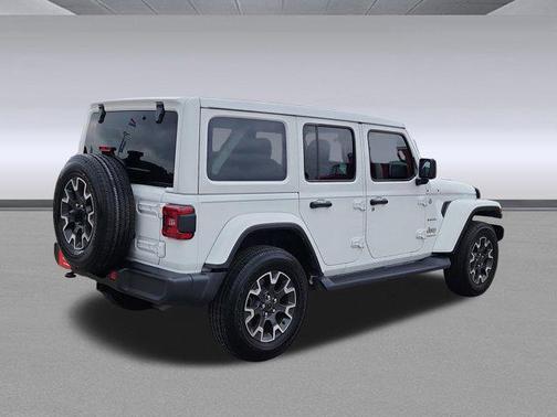 2024 Jeep Wrangler 4-Door Sahara 4x4