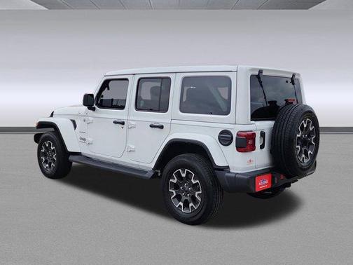 2024 Jeep Wrangler 4-Door Sahara 4x4