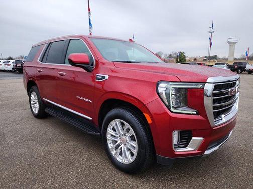 2023 GMC Yukon SLT