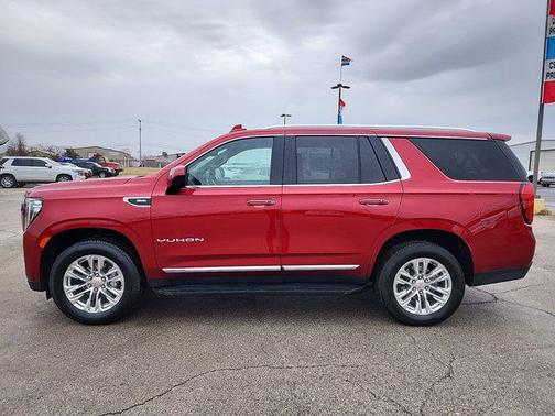 2023 GMC Yukon SLT