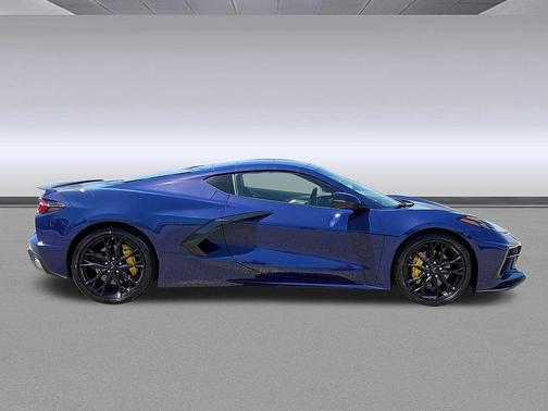 Hysteria Purple Metallic 2025 Chevrolet Corvette Stingray w/2LT