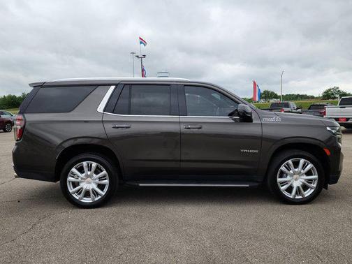 2021 Chevrolet Tahoe 4WD High Country
