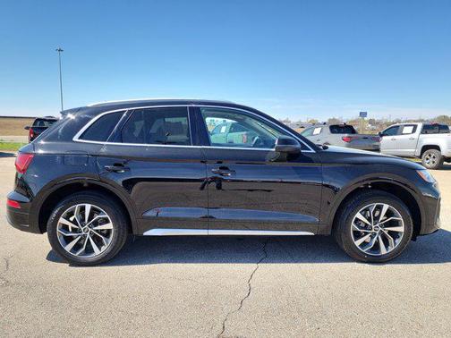 2021 Audi Q5 45 Premium Plus