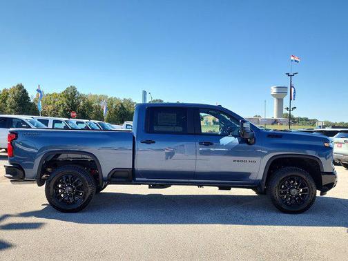 2026 Chevrolet Silverado 2500 LT