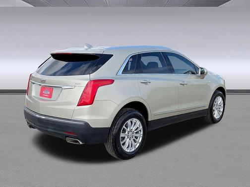 2017 Cadillac XT5 Base