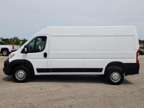 2024 RAM ProMaster 2500 Tradesman