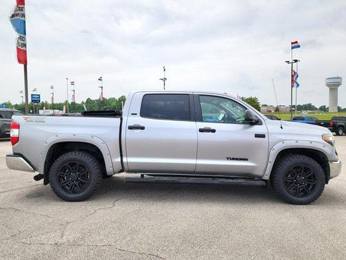 2019 Toyota Tundra SR5