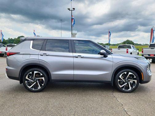 2023 Mitsubishi Outlander SE 2.5 2WD