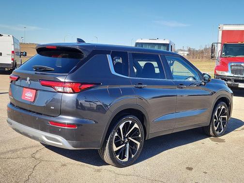 2024 Mitsubishi Outlander 