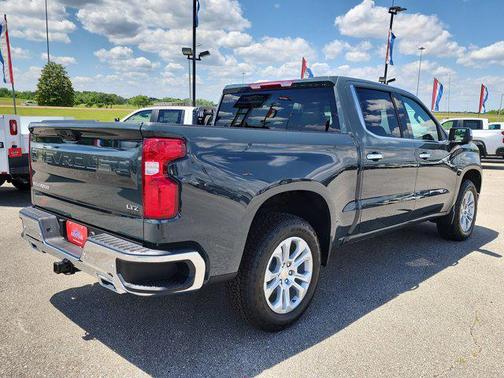 2025 Chevrolet Silverado 1500 LTZ