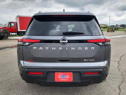 2024 Nissan Pathfinder SV 4WD