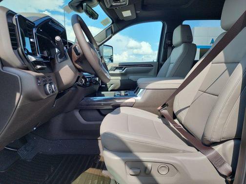 2025 Chevrolet Silverado 2500 LTZ