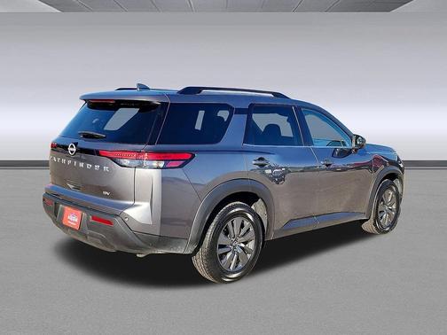 2024 Nissan Pathfinder SV FWD