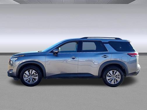 2024 Nissan Pathfinder SV FWD