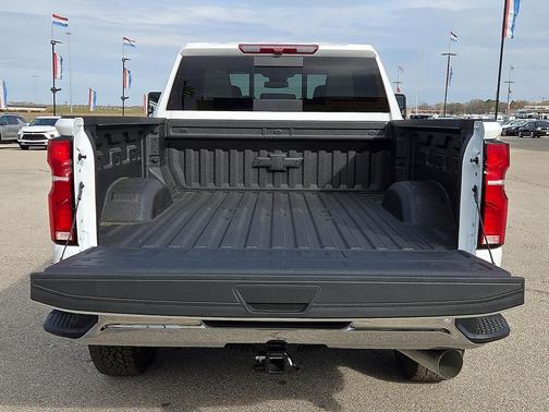 Summit White 2026 Chevrolet Silverado 2500 LTZ