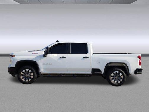 2025 Chevrolet Silverado 2500 Custom