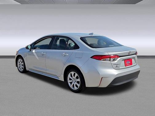 Classic Silver Metallic 2024 Toyota Corolla LE