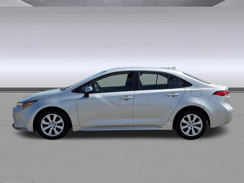 Classic Silver Metallic 2024 Toyota Corolla LE