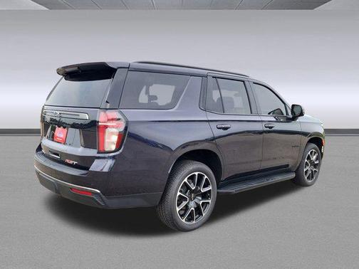 2022 Chevrolet Tahoe 4WD RST