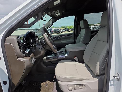 Summit White 2026 Chevrolet Silverado 1500 LTZ