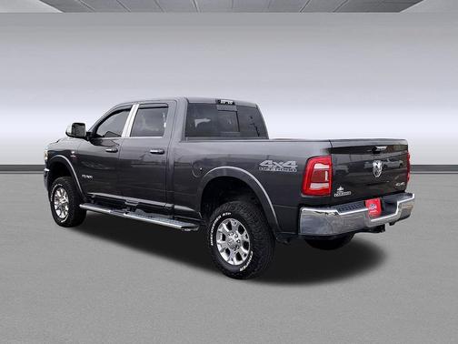 2019 RAM 2500 Laramie Crew Cab 4x4 6'4' Box