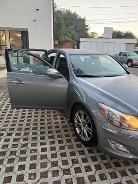2013 Hyundai Genesis 3.8