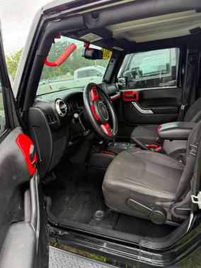 BLACK 2014 Jeep Wrangler Unlimited Sahara