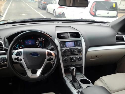 2012 Ford Explorer XLT