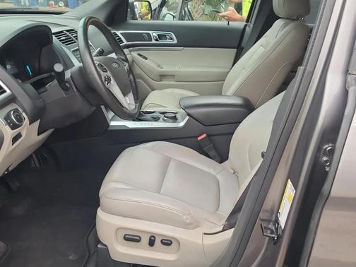 2012 Ford Explorer XLT