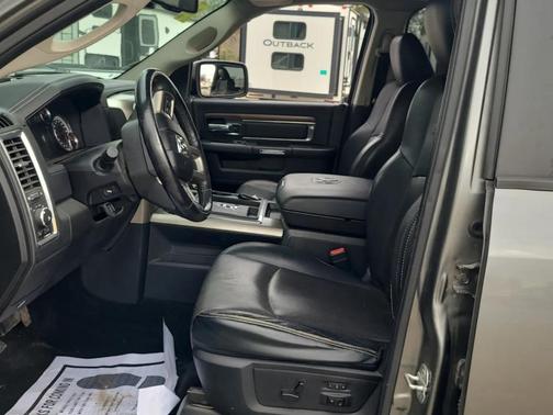2013 RAM 1500 Laramie