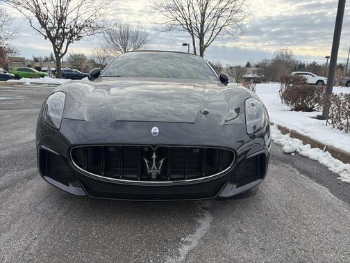 2024 Maserati GranCabrio Trofeo