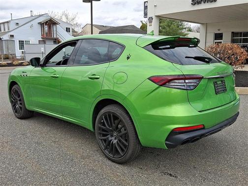 2023 Maserati Levante Modena