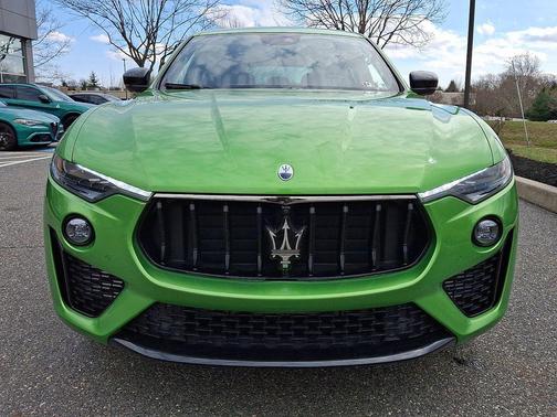 Green 2023 Maserati Levante Modena