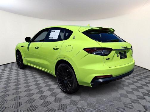 Nero 2021 Maserati Levante S GranSport