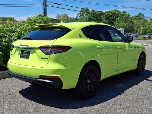 Nero 2021 Maserati Levante S GranSport